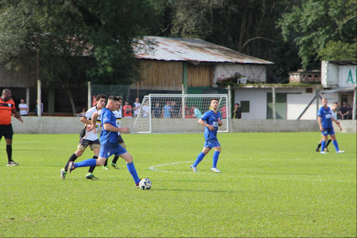 Campo do União recebeu uma partida na tarde de sábado Campo do União recebeu uma partida na tarde de sábado