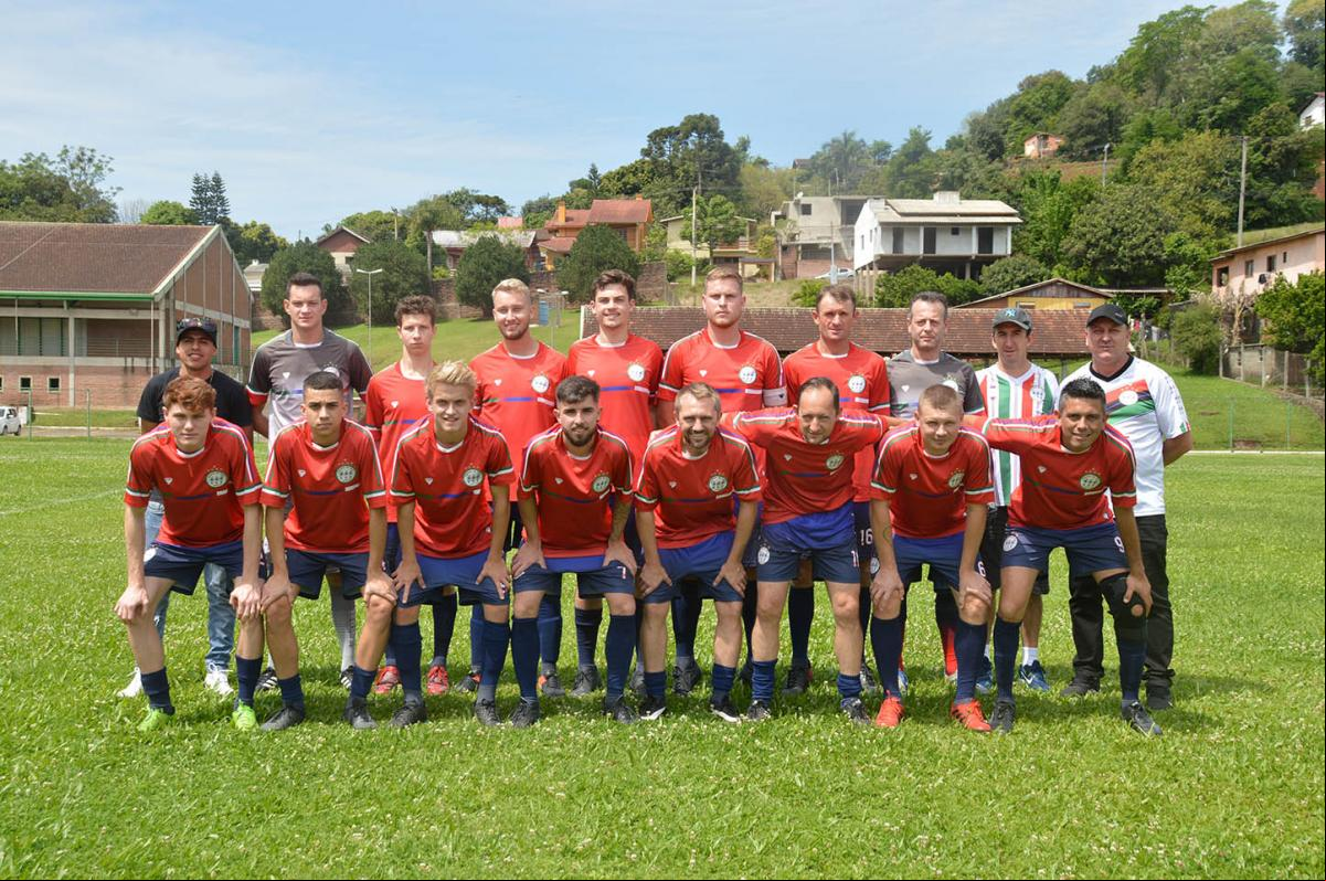Unidos da Vila goleou por 8 a 1 Unidos da Vila goleou por 8 a 1