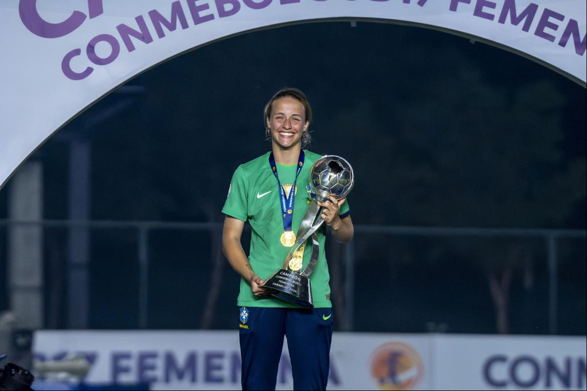 Goleira do Grêmio, a dois-irmonense Josi Bencke ajudou o Brasil na conquista do título Goleira do Grêmio, a dois-irmonense Josi Bencke ajudou o Brasil na conquista do título