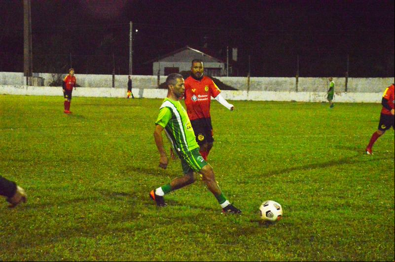 Jogo foi disputado na noite desta quinta