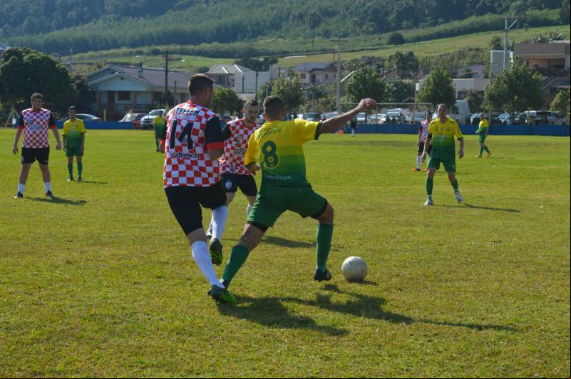 Municipal de Morro Reuter tem duas partidas no sábado