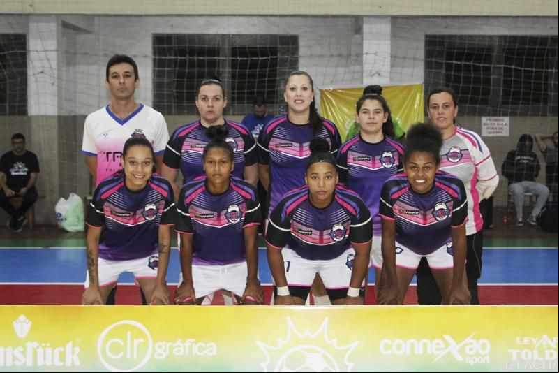 Equipe venceu nos pênaltis (Foto: Arquivo JDI)