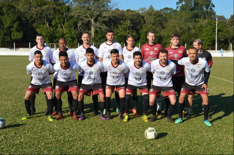 1º quadro venceu o jogo de ida por 3 a 0