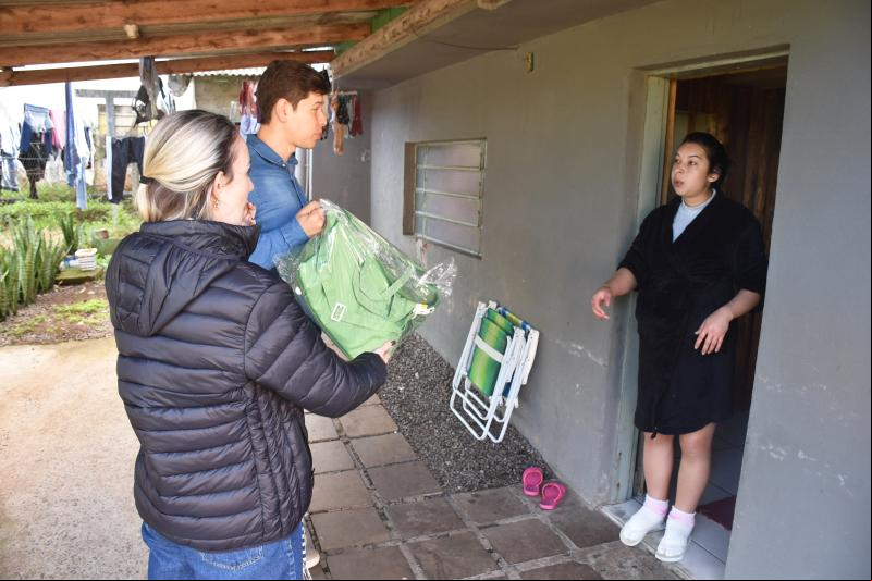 Gestantes recebem kits do programa estadual Mãe Gaúcha