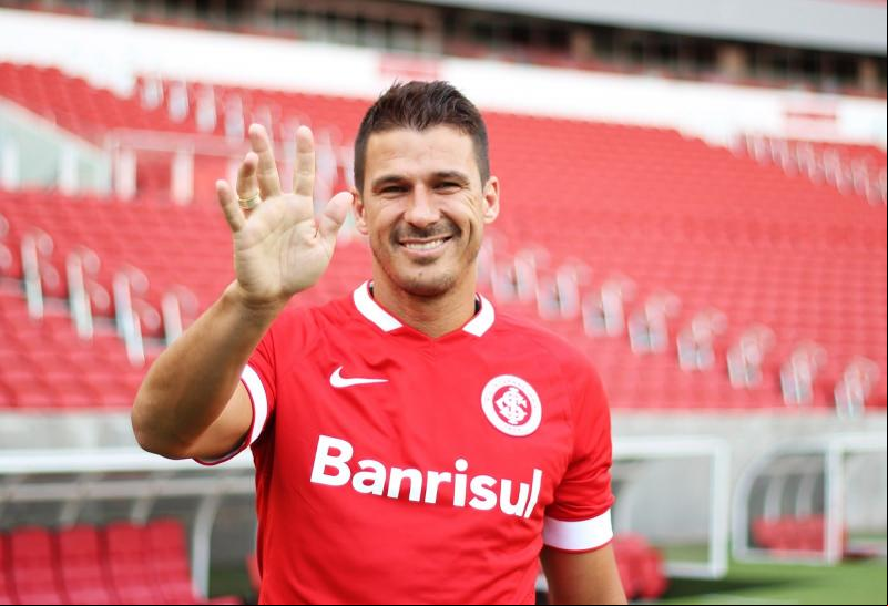 Ex-zagueiro Índio conquistou 14 títulos pelo clube