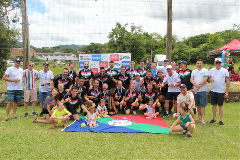 Equipe venceu a decisão por 2 a 1